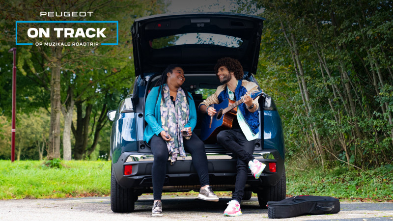 PEUGEOT Ontrack campagne Mediahuis x MHX x Wayne Parker Kent