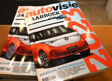 Nu in de winkel: de 45e editie van het Autovisie Jaarboek, de autobijbel van Nederland.